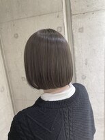 リビンバイアフロート(Livin by afloat) ミニボブ　ラベンダーベージュ　おおたかの森