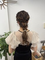 ピープスアンドスー 表参道 渋谷(Peeps&Suu.) ルーズアップ編みおろしアレンジ