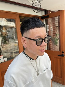 ヘアーラボ ハチ(HAIR LABO HACHI) クロップスタイル　スキンフェード