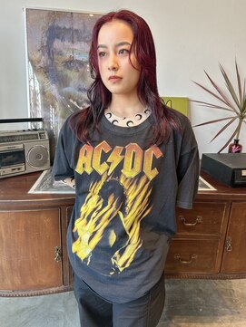 ヘアーアイストゥーレ(HAIR ICI TRE) ブリーチカラー　ディープレッド　担当　渡邉桜桃