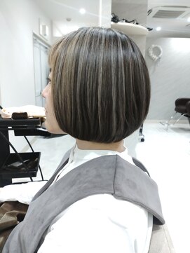 ハイストリートヘア(High street Hair) 40代におすすめ☆ボブスタイル+ブリーチハイライト