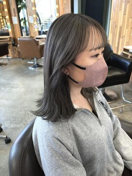 ヘアラウンジ アングゥ(hair lounge ungu) シルバーグレーカラー