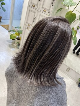 アヴァンセスリール(AVANCER sourire) ハイライト◎