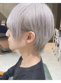 アッシュグレージュブリーチデザイン　ウルフショート　原宿