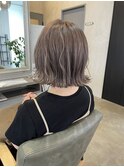 20代30代透明感暗髪アッシュブルーグレージュ切りっぱなしボブ