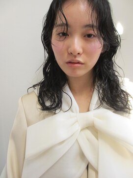 タルト(TARTE) ミディアムパーマ