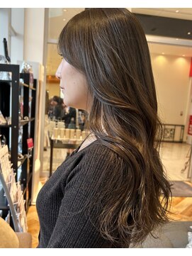 ケーツー あべのキューズモ-ル店(K-two) ロングヘア*ロングレイヤーカット*顔周りカット*ベージュカラー