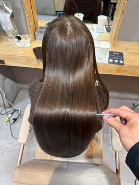 プレバイイオエ 三宮店(pre. by ioe) 髪質改善/ココアベージュ/小顔カット/縮毛矯正／レイヤーカット