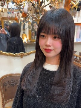 ユウハウス シュピネ(Yu House Choupinet) エクステなら怖くない！たくさんレイヤー！