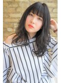 AVEDAカラー×ダークブルージュでセクシーミディ