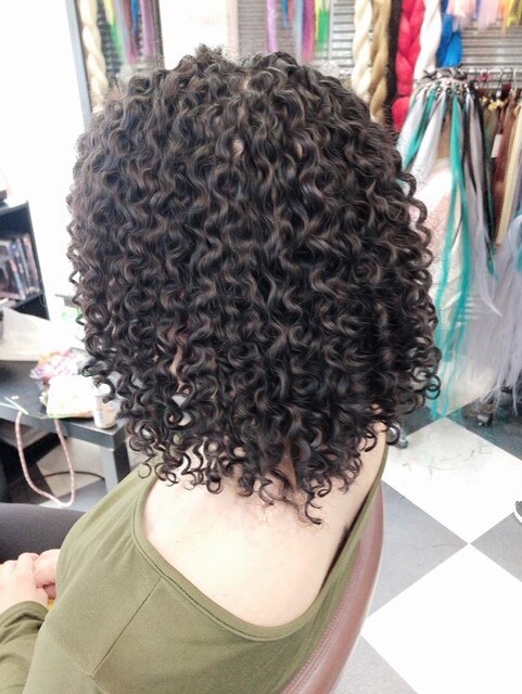 新品● ヘアマヨネーズ 521ml カール　パーマヘア　スパイラル　2個セット 新品○ ヘアマヨネーズ 426g パーマ カールヘア スパイラル