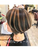 コントラスト　ハイライト　ショートボブ　