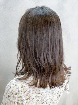 アイティーバイアルバム 八王子店(IT by ALBUM) シンプルグレージュ_テラコッタくすみブルーミニウルフ_ba351321