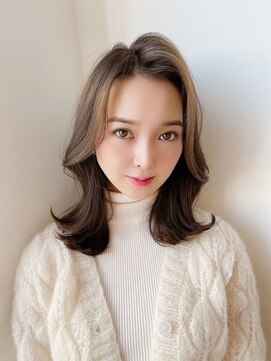 バイオレット ナゴヤ(Violet Nagoya) ミディアムくびれ韓国ヘア　エギョモリ