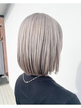 トラ バイ プティパ(Tora by petit pas) ☆ハイトーンシルバーカラー☆