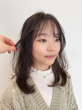 バイオレット ナゴヤ(Violet Nagoya) ふわっとレイヤーカットでお洒落ヘアに♪