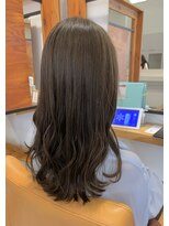 アドラーブル 松崎店(adorable) 【セミロング】【オリーブグレージュ】【艶髪】