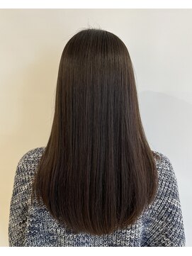 クララ トヨハシ(CLALA Toyohashi) ストレートヘアー