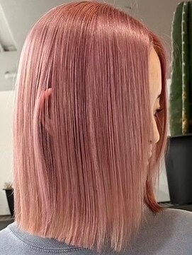 ウィコ 新宿(WICO) ピンクカラー[新宿駅/デザインカラー/レイヤーカット]