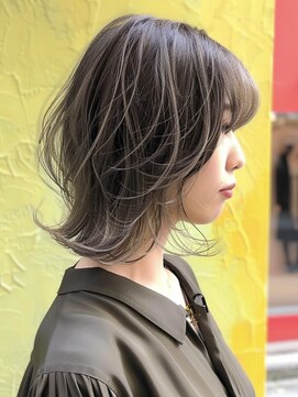 アルトリスト(Altruist Aging×HAIR&SPA) ★ダークアッシュ大人ガーリーボブ着物ミディアムレイヤーカット
