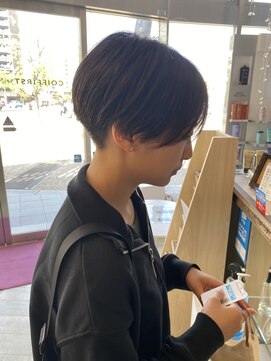 コワファースト 大分(COIFF1RST) 刈り上げマッシュ