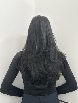 ムード(MOOD,) ダークアッシュ/大人ガーリー[レイヤーカット/髪質改善/銀座]