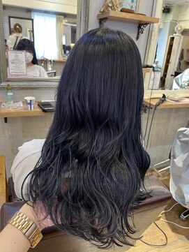 ワット 新宿店 ブルーブラック 担当Sato