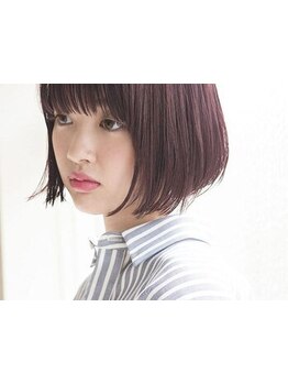 似合わせカット×髪質改善で叶える大人女性のための落ち着ける空間。人気トリートメントでダメージケアも◎