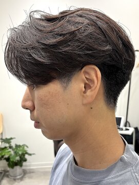 カルム(kalm) メンズセンターパートウルフセンターパートニュアンスパーマ襟足