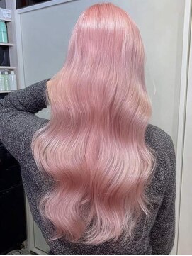 ネハス(nehus.) ブリーチカラー/レイヤーカット/ウルフカット/ダブルカラー