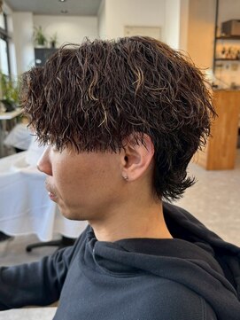 フゥ 宇都宮戸祭(FeU) 宇都宮メンズカットメンズパーマ波巻きスパイラルパーマツイスパ