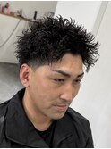 束感ピンパーマショート