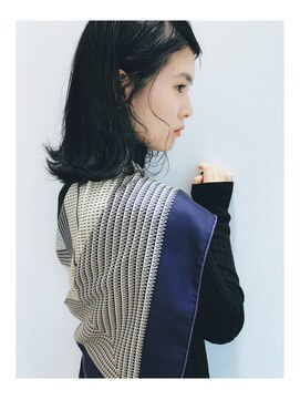 モードケイズエクラ(MODE K's Eclat) 黒髪×切りっぱなしボブスタイル