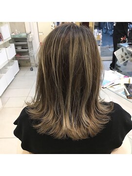 モードケイズブリエ(MODE K's Briller) バレイヤージュ ミディアム