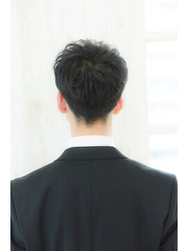 エヌドットバーバー ギンザ(N.BARBER GINZA) 第一印象を制する 柔らかビジネスショート