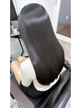 シンカ(shinka) 10代学生　髪質改善ストレート