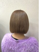 カイ(kai) 大人ショートボブ