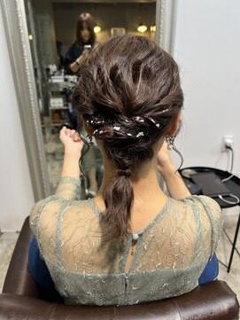 ヘアーラボ ハチ(HAIR LABO HACHI) ローポニー