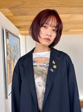 サーリー(SURLY) 20代30代フェイスレイヤーボブシースルーバング暖色カラー