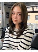 海外レイヤー×オリーブベージュ