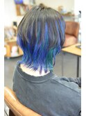 黒髪ウルフのインナーカラー
