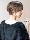 耳掛けタイトショートボブ
