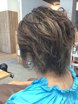 リベア トウキョウ 東大島店(Rever Tokyo) ウルフレイヤー/パーマ/ハイライト東大島/東大島駅]