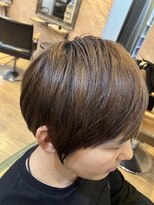 ディアス(DIAS) 【大人可愛い】首元すっきりタイトな前下がりショート