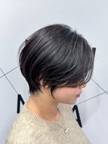 ハルキミナトジャパン ヒロシマ(HARUKI MINATO japan HIROSHIMA)&nbsp;前髪長めな大人ショート