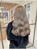 ミルクティーベージュ