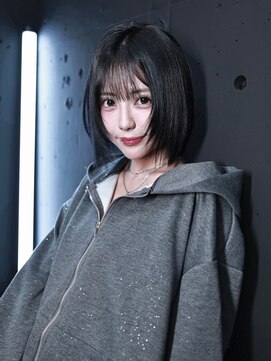 ケイ ジングウ(K Jingu) ブルーブラックボブレイヤー