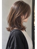 オンスター(ONSTAR)&nbsp;外国人風で赤みオフ☆透明感アッシュグレージュ外ハネ