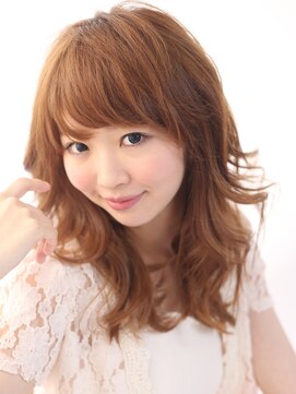 と和×美髪クリニック 巣鴨店 ★　大人かわいいセミロング　★　巻き髪スタイル　巣鴨店