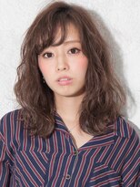 パティオンツー(PATIONN2)&nbsp;クリームアッシュカラー外国人くせ毛風波巻き無造作セミディアム